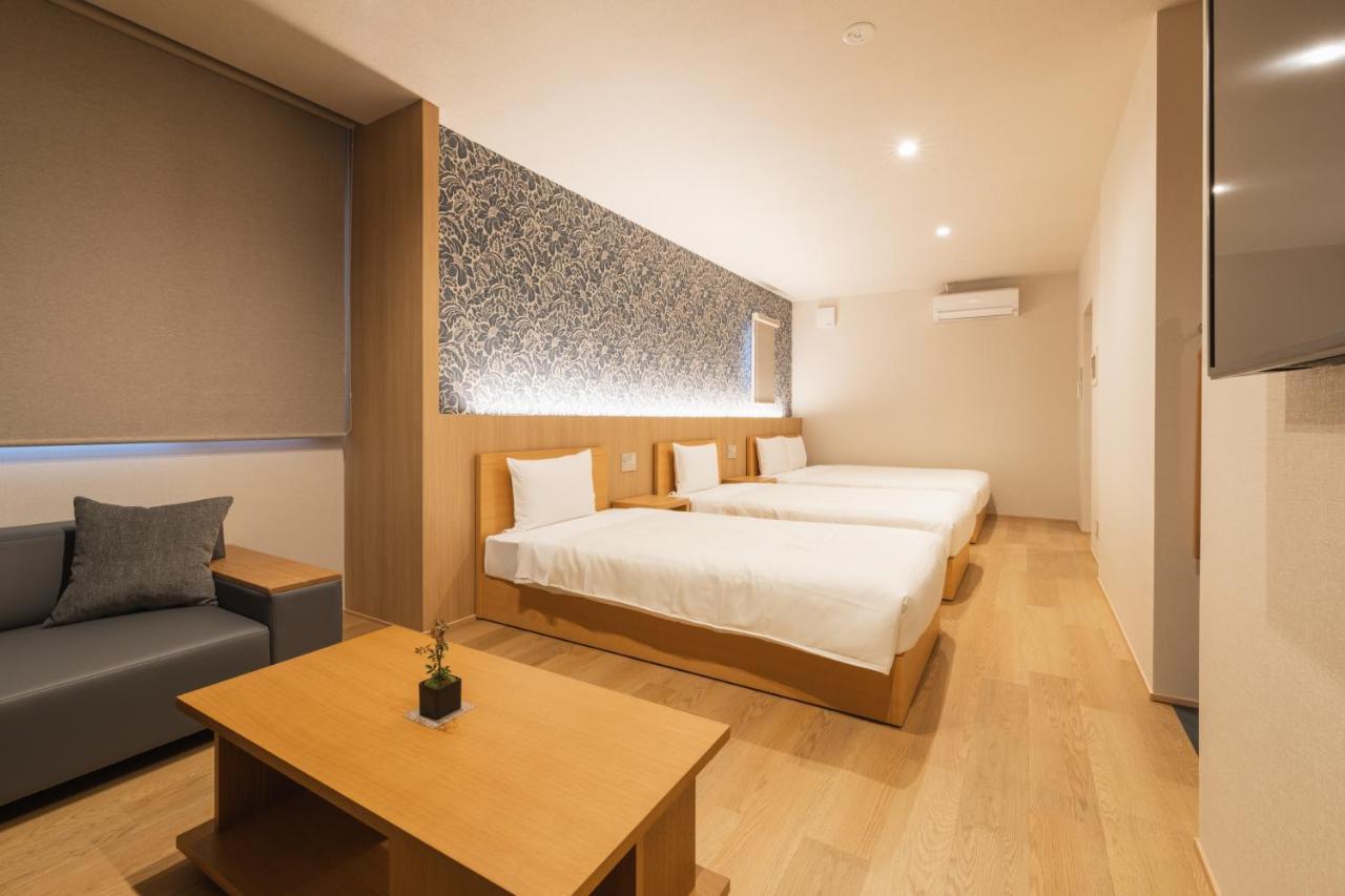 Grand Base Hakata Gofuku Aparthotel Fukuoka  Exterior photo